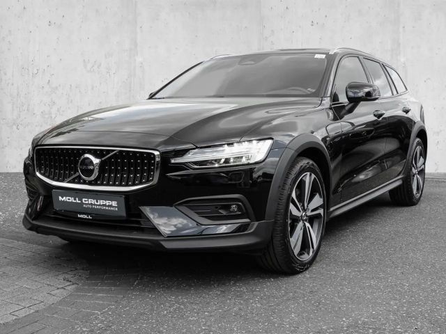 Volvo V60 Cross Country AWD Ultimate