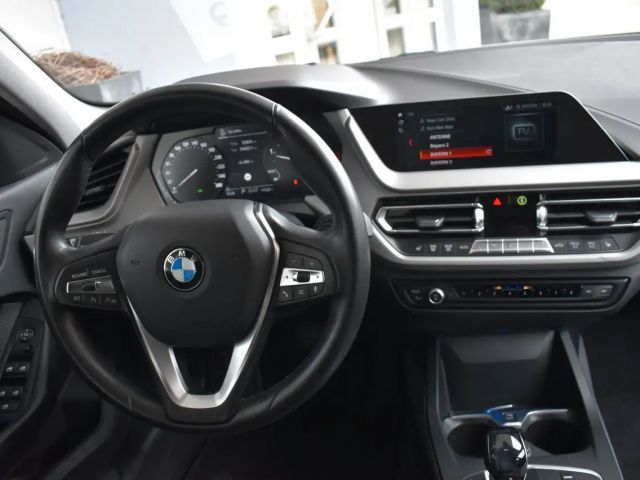 BMW 118 118d Advantage pakket Sedan