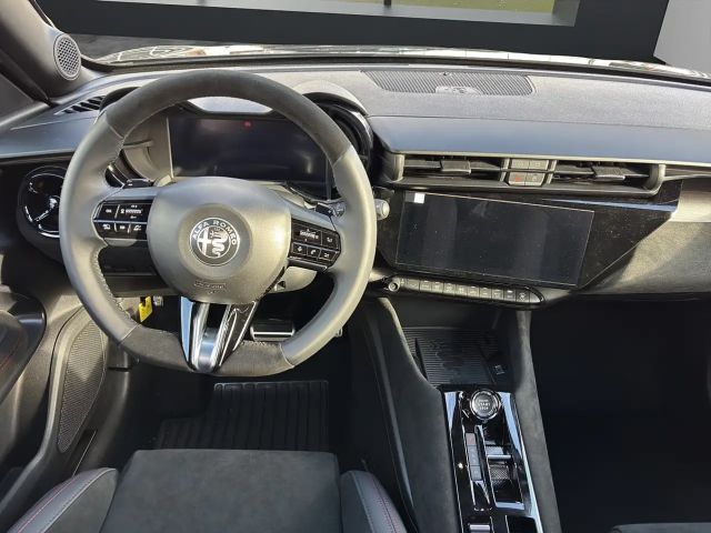 Alfa Romeo Junior Ibrida