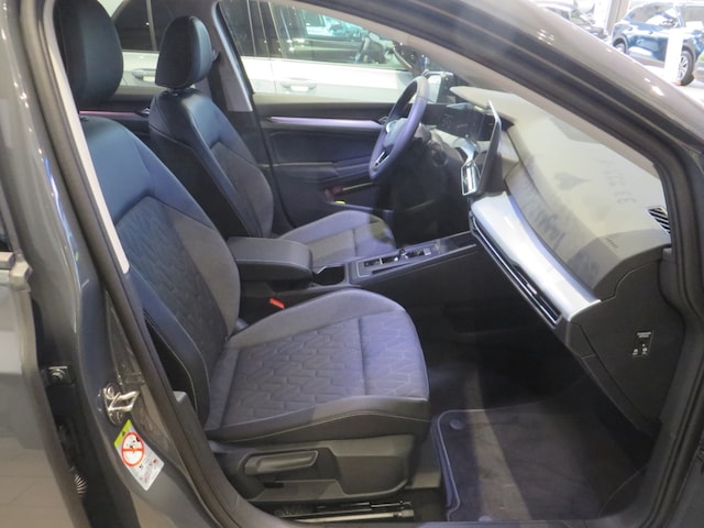 Volkswagen Golf 1.5 eTSI DSG Golf VIII Plus