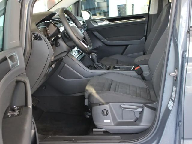 Volkswagen Touran DSG R-Line Style