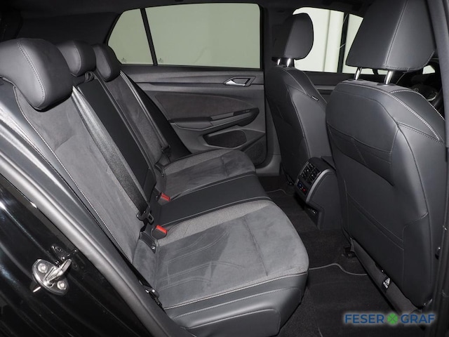 Volkswagen Golf 1.5 TSI Style