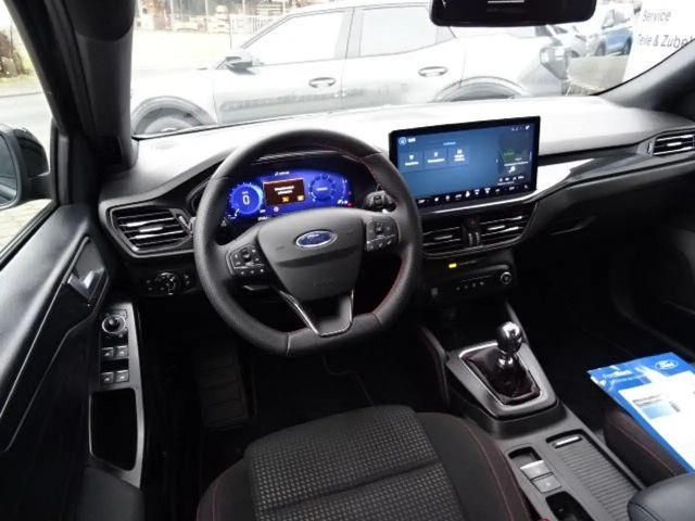 Ford Focus EcoBoost ST Line
