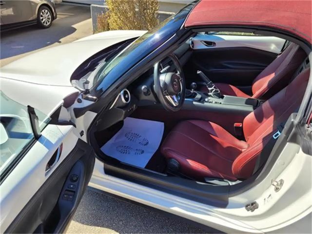 Mazda MX-5 Soft Top G132 100 Years