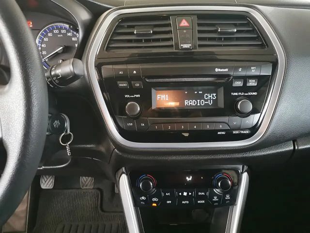 Suzuki S-Cross Clear