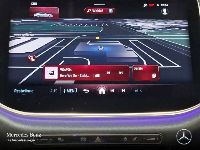 Mercedes-Benz E 200 AMG Line Sedan