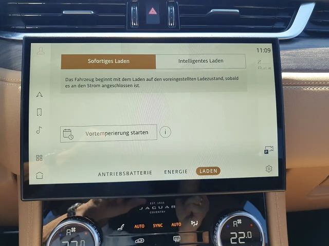 Jaguar F-Pace AWD P400e