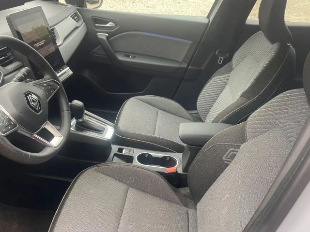 Renault Captur EDC Hybrid Techno