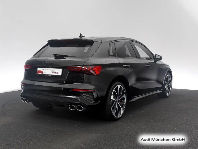 Audi S3 S-Tronic Sedan