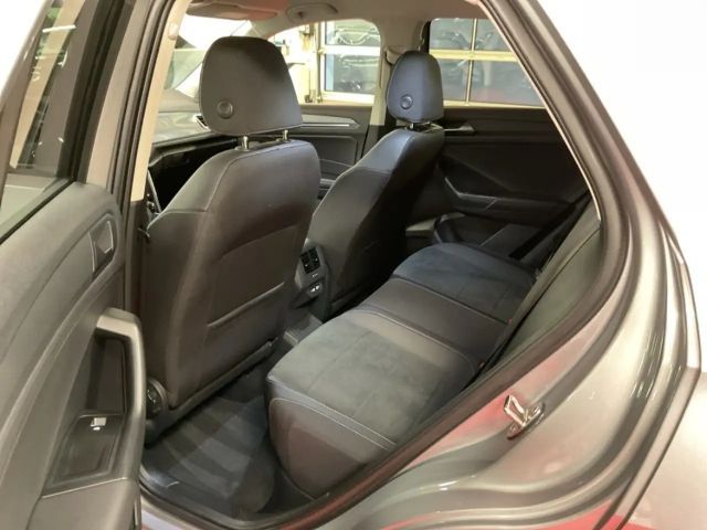 Volkswagen T-Roc 1.5 TSI DSG Style