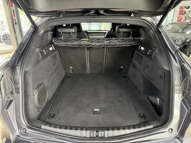 Alfa Romeo Stelvio Q4 Quadrifoglio