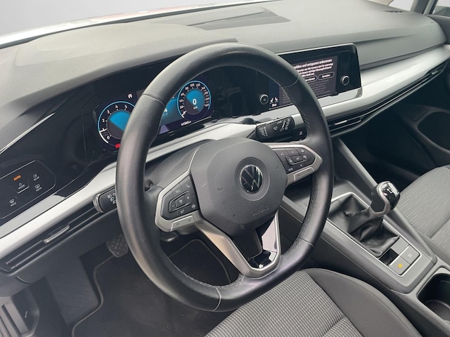 Volkswagen Golf 1.0 TSI Variant