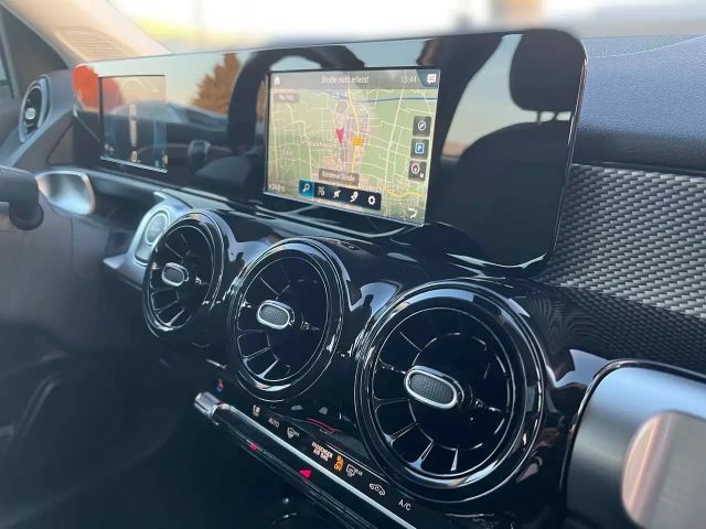 Mercedes-Benz GLB 200 4MATIC GLB 200 d