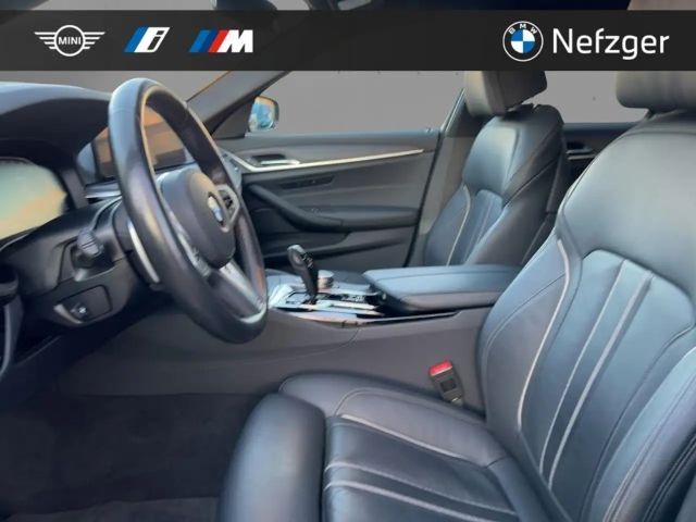 BMW 540 540d M-Sport Touring xDrive