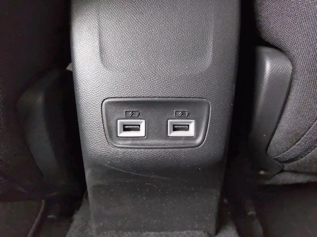 Peugeot 2008 Allure Pack EAT8 PureTech