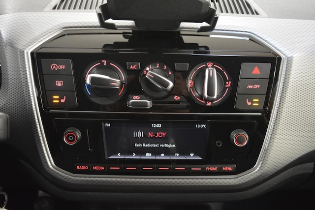 Volkswagen up! Active