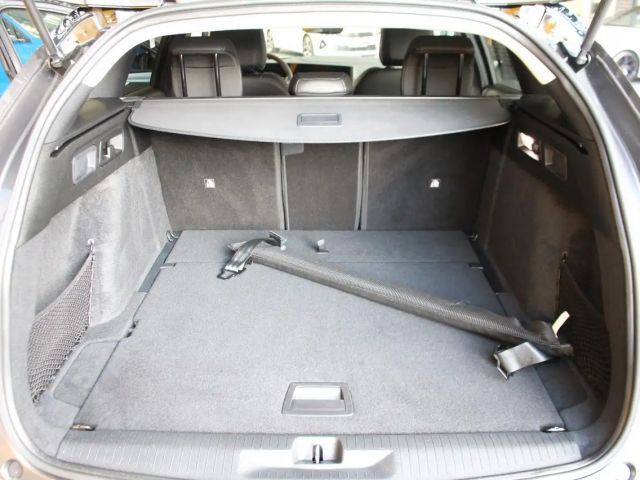 Opel Astra Business Elegance Sports Tourer