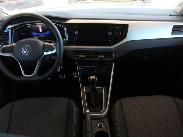 Volkswagen Polo Move