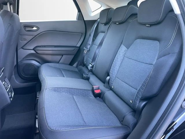 Renault Captur EDC Evolution Hybrid