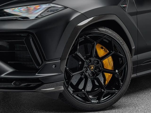 Lamborghini Urus Performante