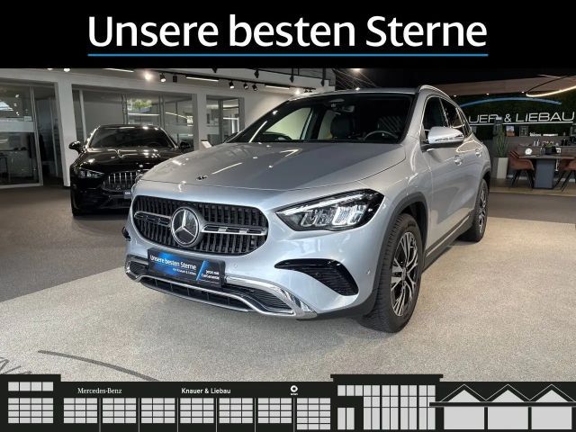 Mercedes-Benz GLA 180 Progressive
