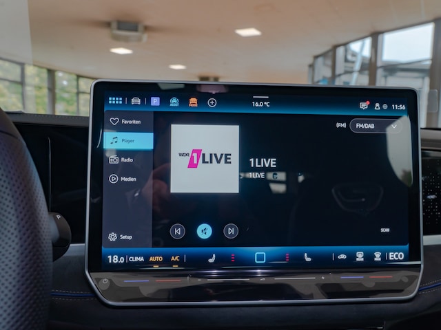 Volkswagen Passat R-Line eHybrid