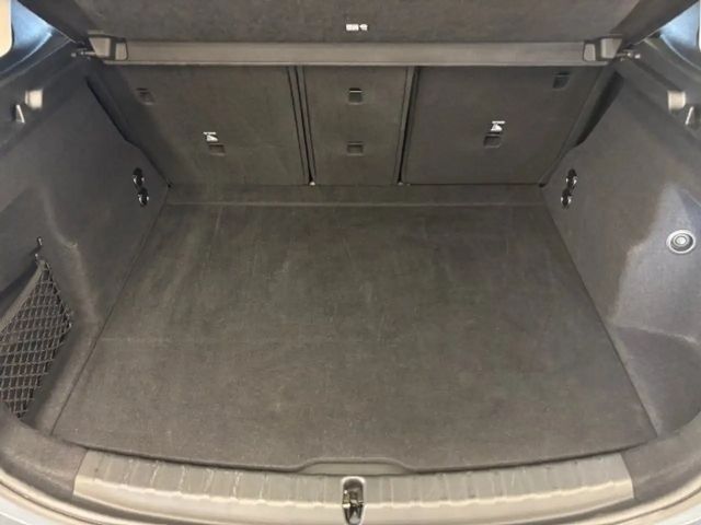 BMW 218 218i Active Tourer Sedan