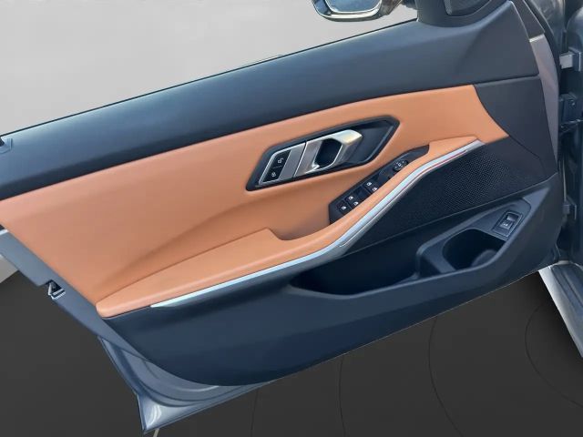 BMW 330 330i M-Sport Sedan