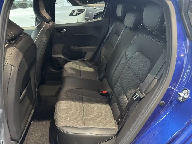 Renault Clio E-Tech Hybrid Intens