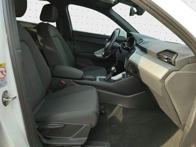 Audi Q3 45*Navi*Alu*AHK*PDC*Virtual