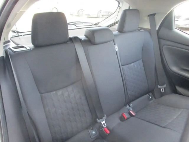 Toyota Yaris City Hybride VVT-i