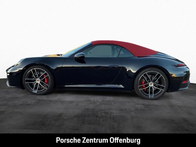 Porsche 992 Cabrio Carrera GTS