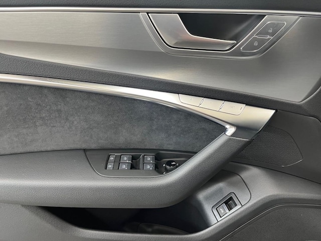 Audi S6 Avant Quattro