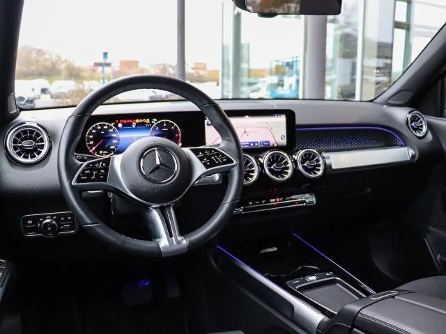 Mercedes-Benz GLB 200 4MATIC GLB 200 d