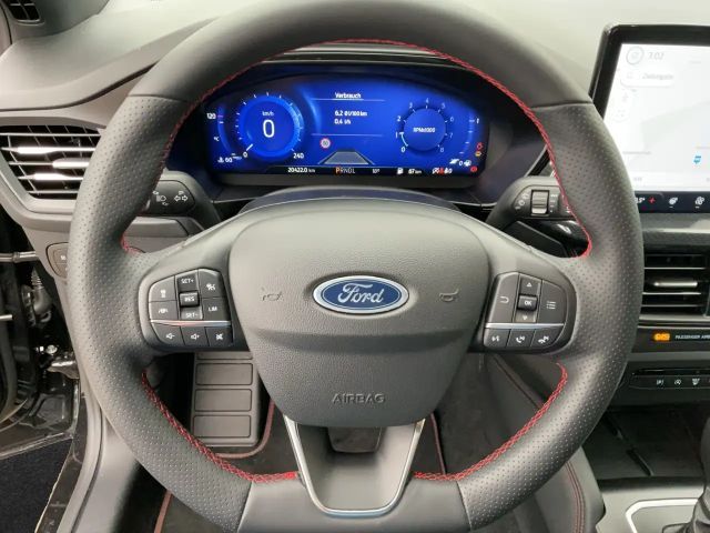 Ford Focus EcoBoost ST Line