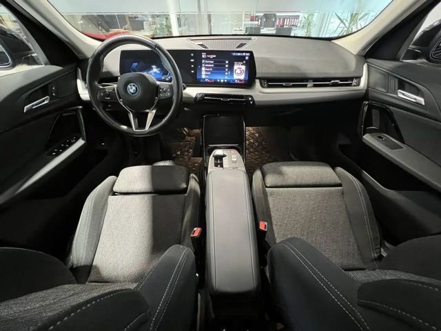 BMW iX1 20 eDrive ''Virtual Cockpit, Rückfahrkamera''