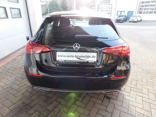 Mercedes-Benz A 180 Progressive