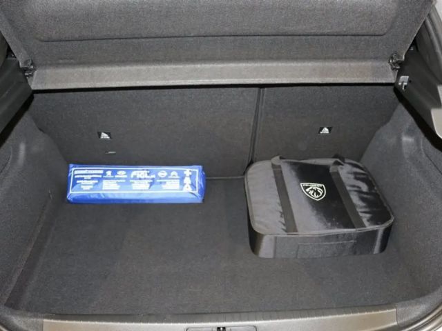 Peugeot E-208 GT-Line