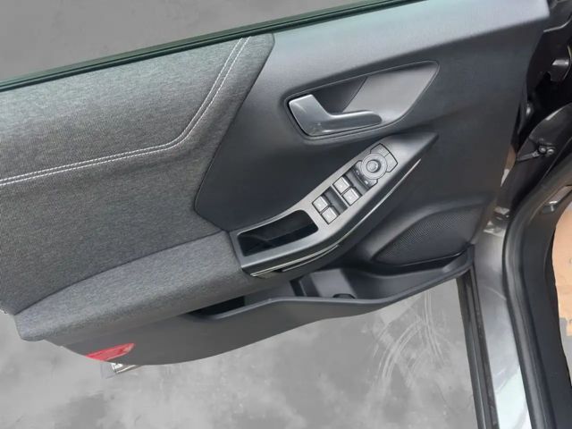 Ford Puma EcoBoost Titanium