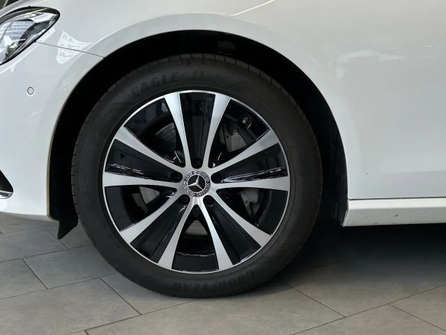 Mercedes-Benz E 300 E 300 e Estate