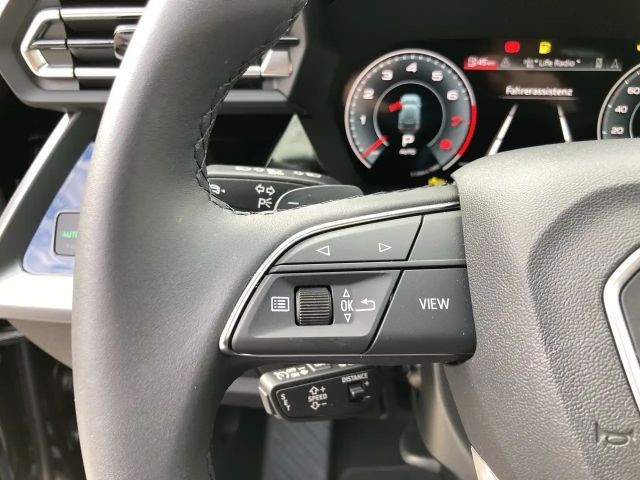 Audi A3 30 TFSI Sedan