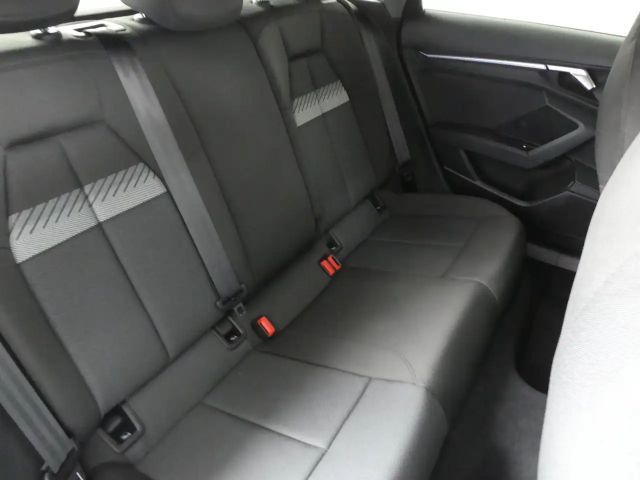 Audi A3 30 TFSI Sedan