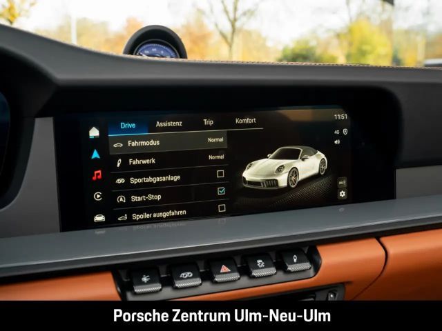 Porsche 992 4 Cabrio Carrera GTS