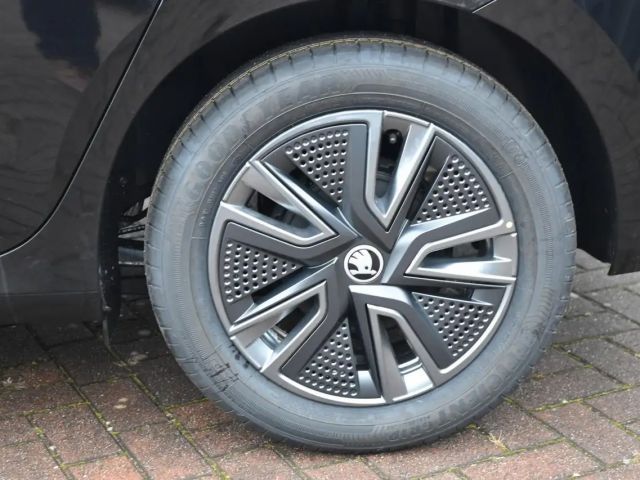 Skoda Fabia 1.0 TSI Tour