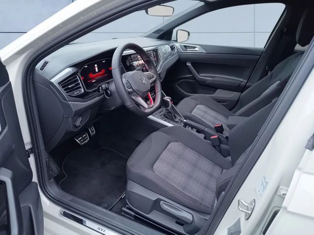 Volkswagen Polo 2.0 TSI DSG GTI