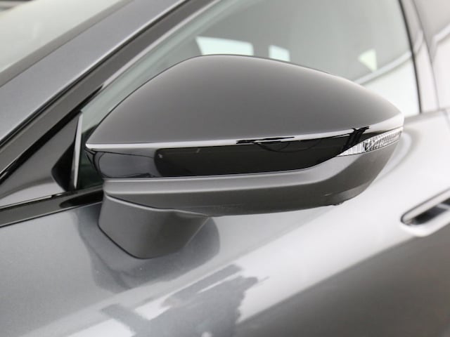 Audi A6 Avant Quattro S-Tronic