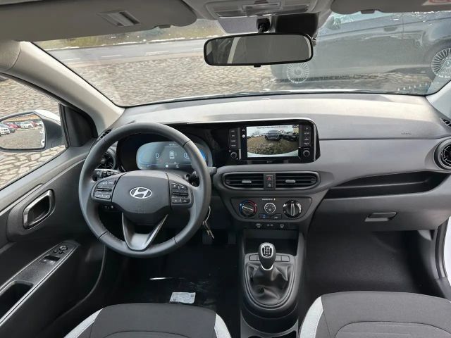 Hyundai i10 1.0