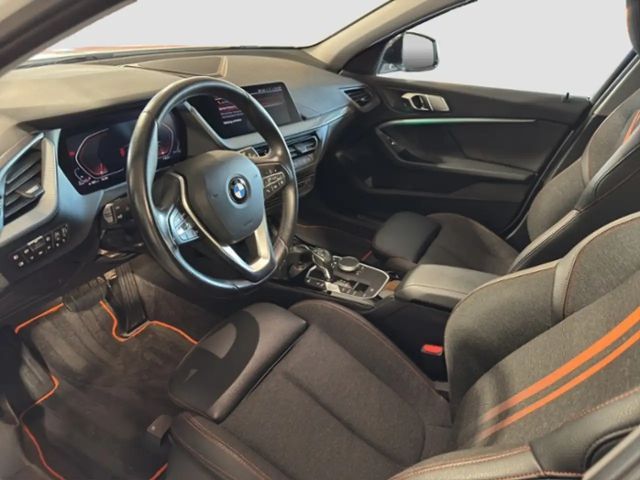 BMW 120 120d Sedan Sport Line