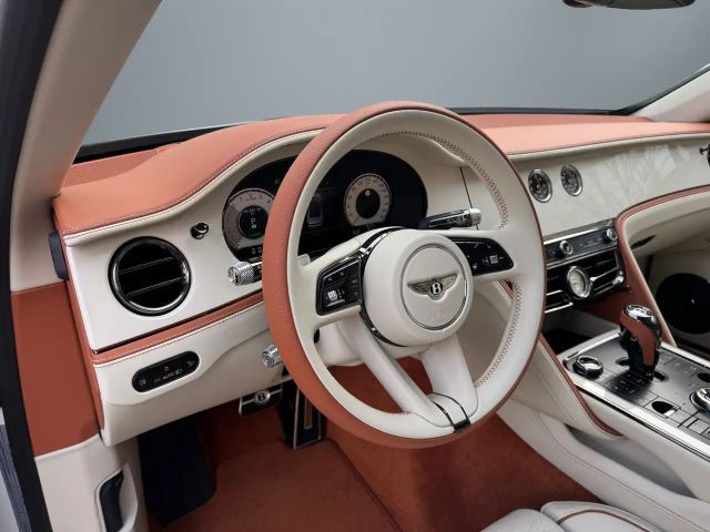 Bentley Flying Spur Hybrid V8