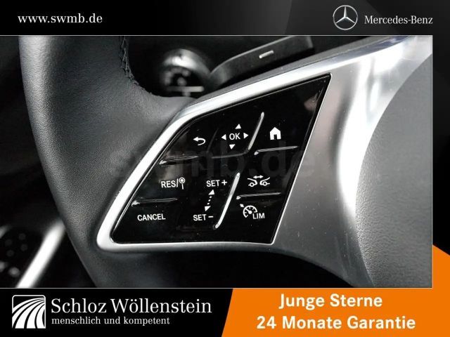 Mercedes-Benz C 200 4MATIC AVANTGARDE Sedan